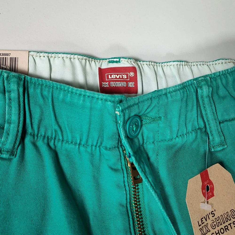 NWT Mens Levi's XX Chino EZ‎ Shorts green S